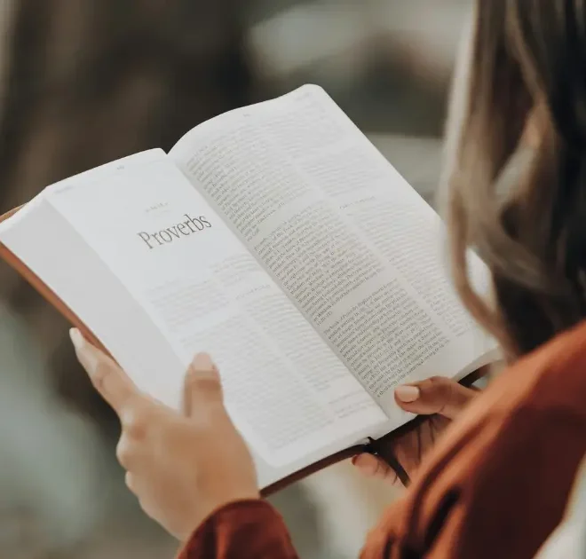 Melhores livros evangélicos: um guia com títulos que fortalecem a fé