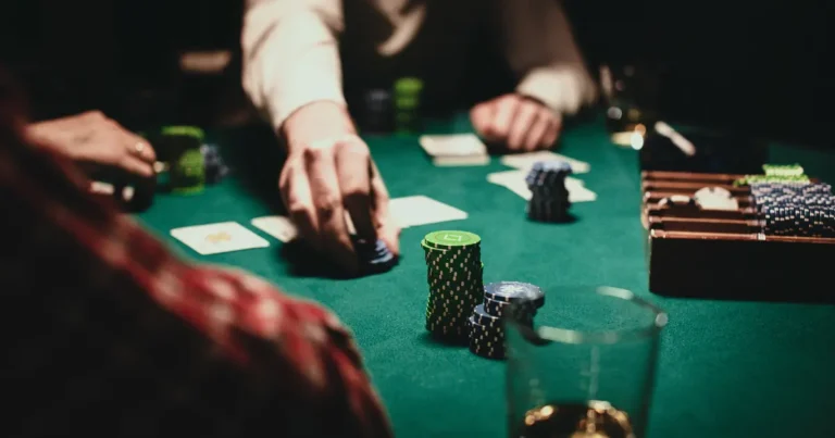 Melhores livros sobre poker: leituras que elevam seu nível nas mesas